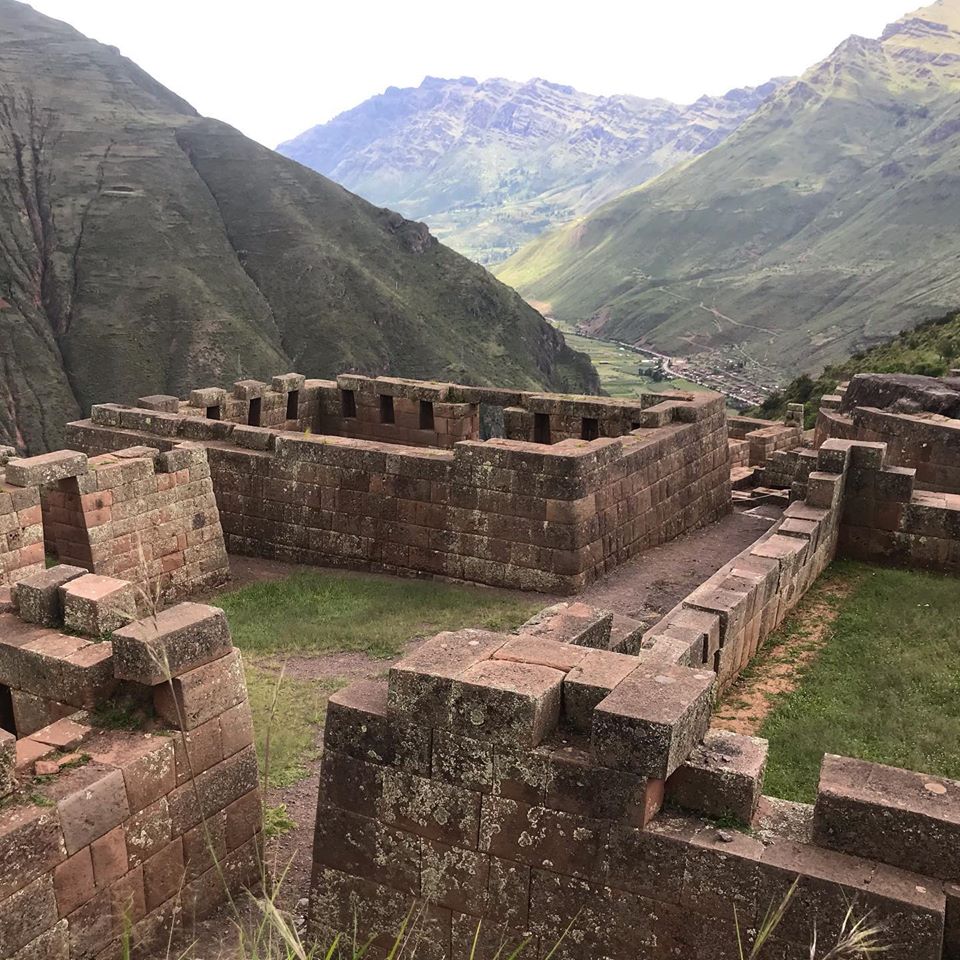 sacred valley tour southern crossings peru