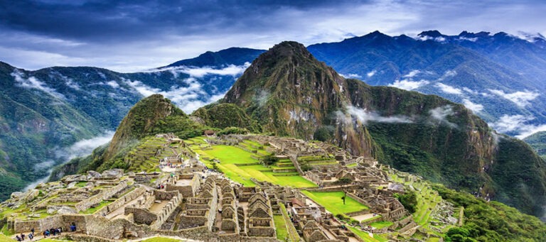machu-picchu-southerncrossings